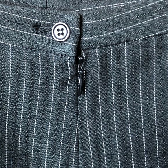 Max Studio size 6 Black/White Pin Striped Skirt - Picture 4 of 7